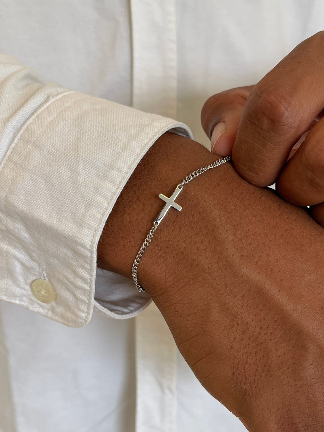 SAVA AMSTERDAM Pulsera con Cruz de Acero Inoxidable Plateada