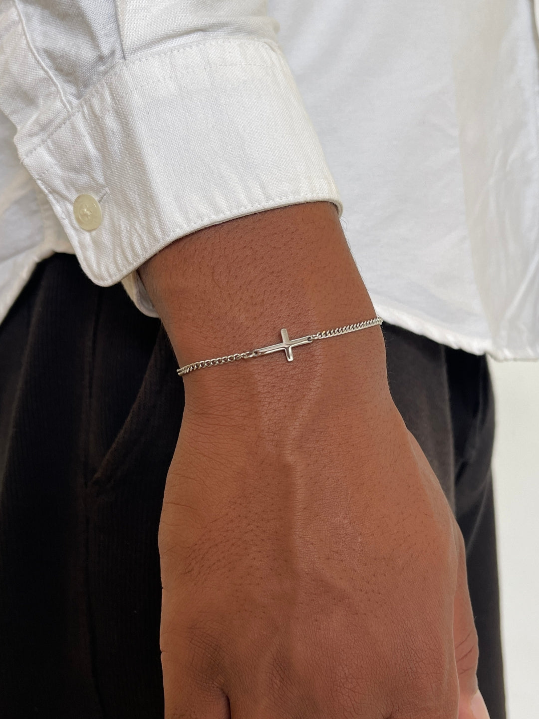 SAVA AMSTERDAM Pulsera con Cruz de Acero Inoxidable Plateada